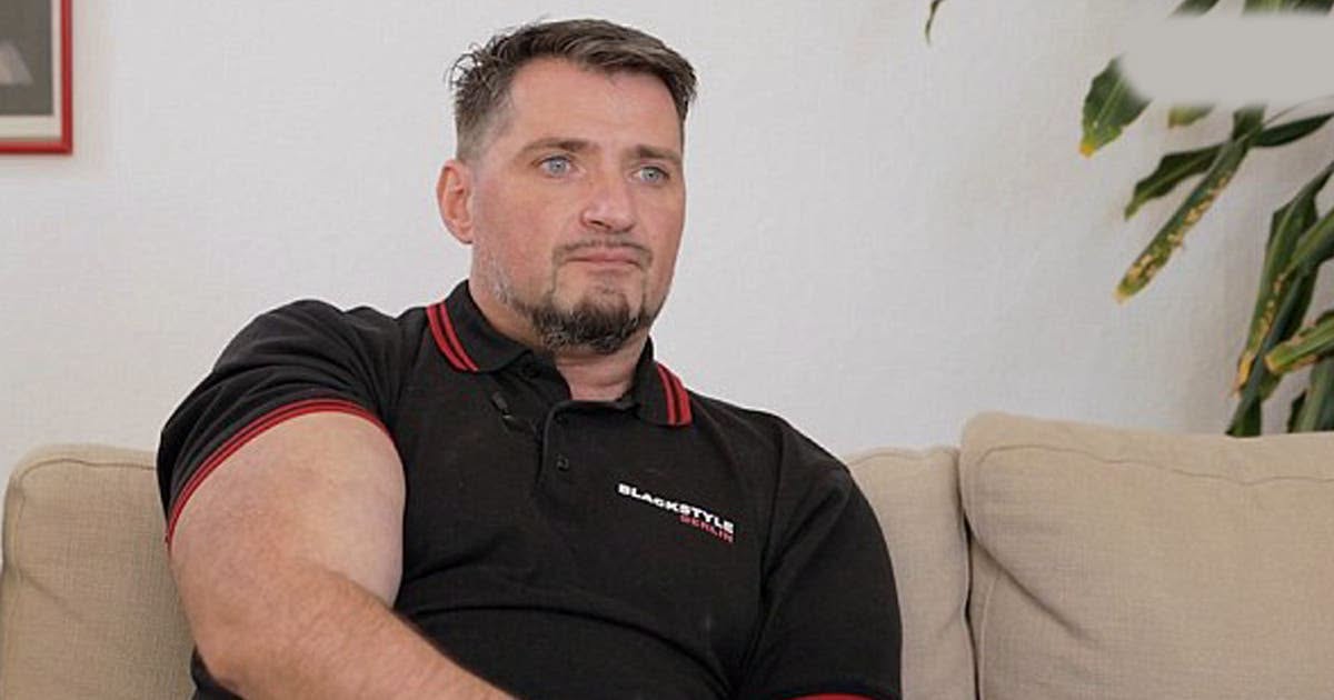 Ce qui pourrait ressembler au fantasme ultime s'est rapidement transformé en un véritable cauchemar. Cet homme raconte avec franchise comment cette particularité anatomique hors norme l'empêche tout simplement de mener une vie normale. 👇