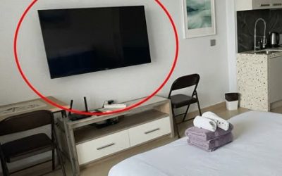 Pourquoi faut-il débrancher immédiatement la télévision dès votre arrivée à l’hôtel ?