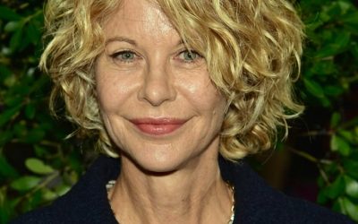 Meg Ryan était autrefois une actrice de renommée mondiale et une icône de beauté qui a marqué toute une génération. Mais après s’être retirée des projecteurs il y a des années, elle s’est faite très discrète. Aujourd’hui âgée de 64 ans, elle vient de faire sa première apparition publique en six mois, et les fans, malheureusement, laissent des commentaires acerbes sur son apparence « méconnaissable » 😢 Voir les photos dans la section commentaires…