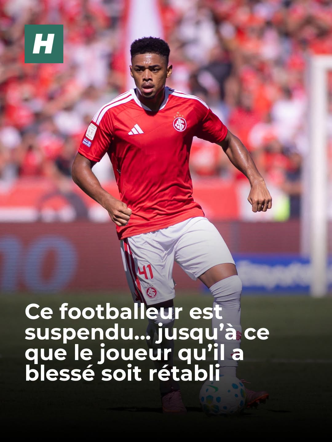 Le défenseur de l’Internacional de Porto Alegre, dans le championnat brésilien, a écopé d’une sanction inhabituelle après un tacle spectaculaire.