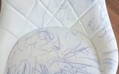 Mon petit-fils a fait ça à ma chaise, que dois-je faire ?